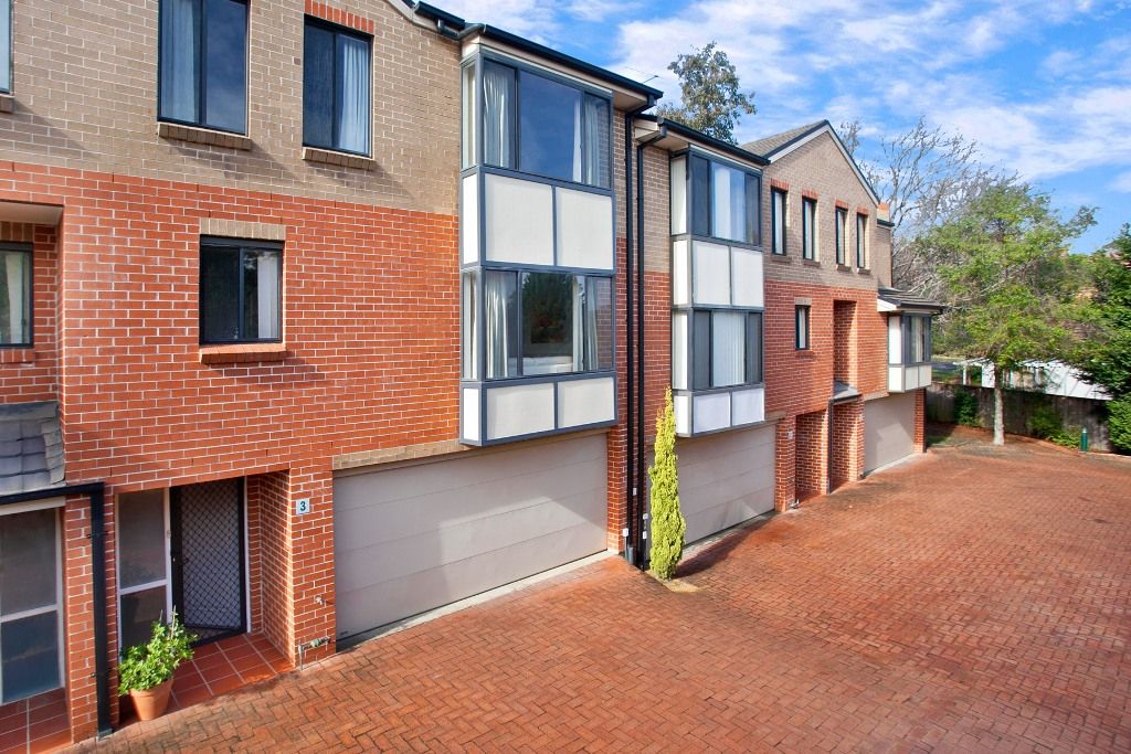 2 Parsonage Road, CASTLE HILL NSW 2154
