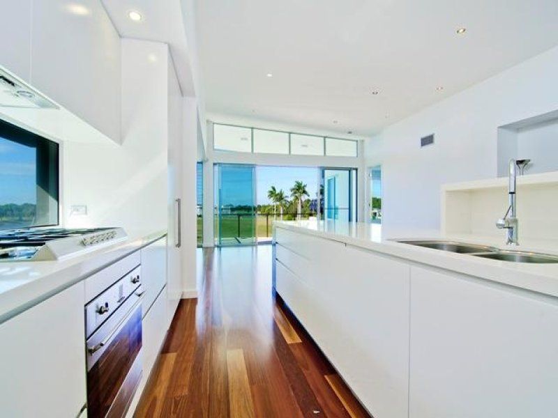 7530 Springfield Drive, HOPE ISLAND, QLD 4212