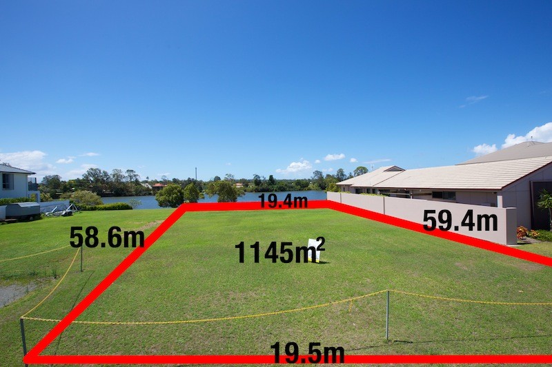 31 North Bank Court, HELENSVALE, QLD 4212