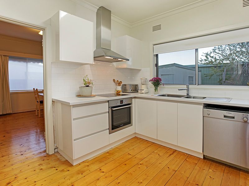 15 Trigg Street, GEELONG WEST, VIC 3218