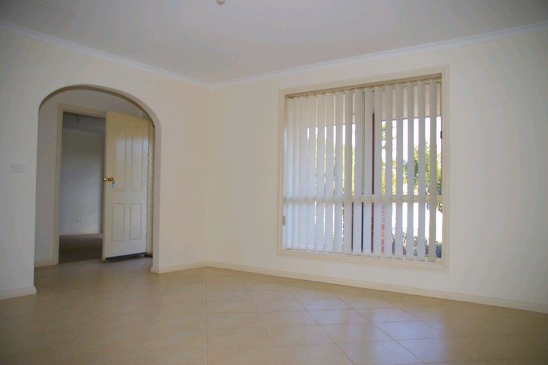 20 Railway Terrace, RENMARK, SA 5341