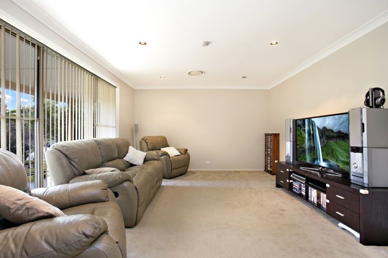 7 Breton Close, TENAMBIT, NSW 2323