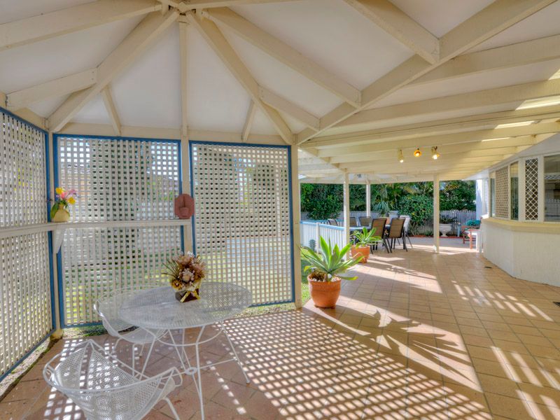 137 Cribb Road, CARINDALE, QLD 4152