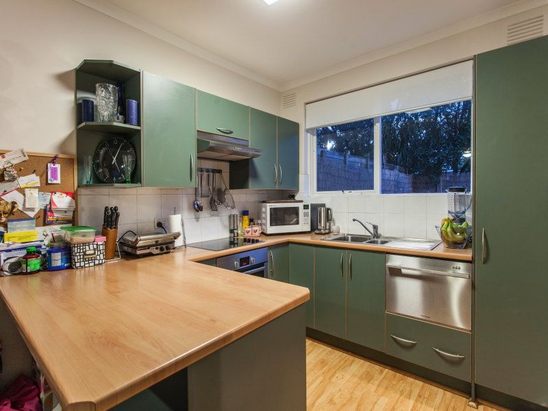 2/15 Duncan Avenue, SEAFORD, VIC 3198