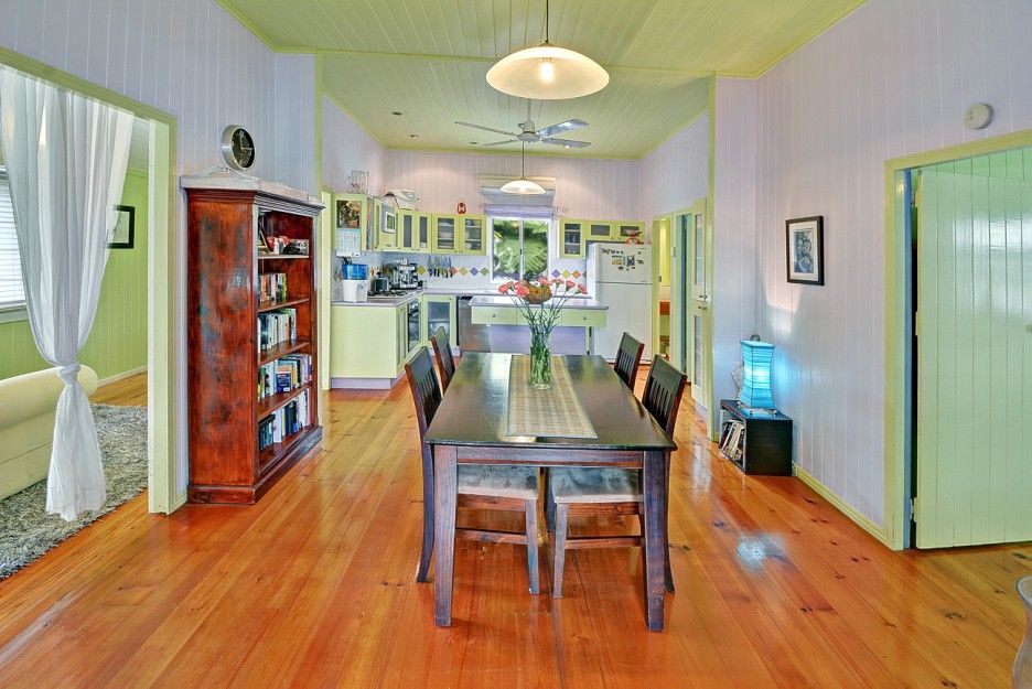 16 Chevallum Road, PALMWOODS QLD 4555