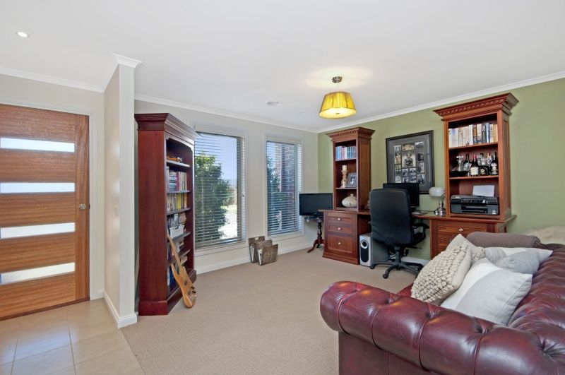 2 Hakea Court, WARRNAMBOOL, VIC 3280