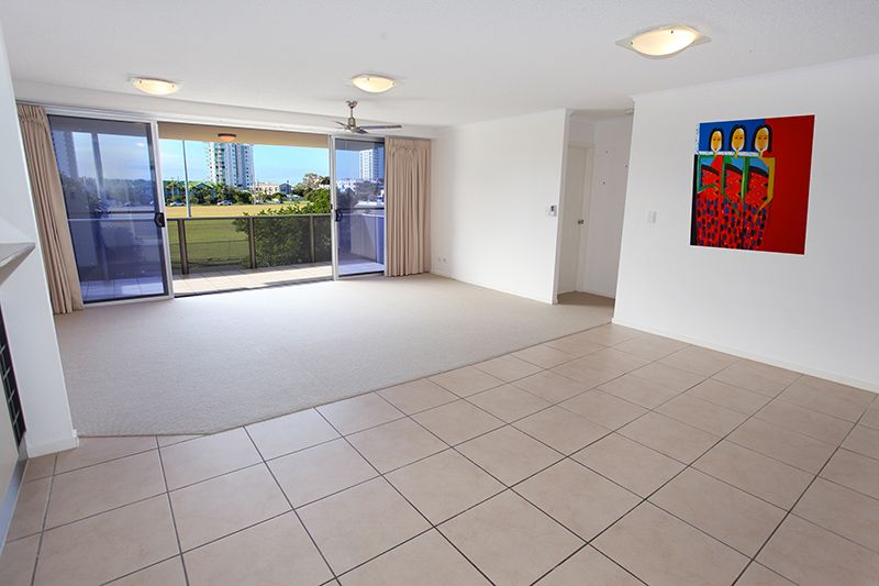 202/34 Fourth Avenue, MAROOCHYDORE, QLD 4558