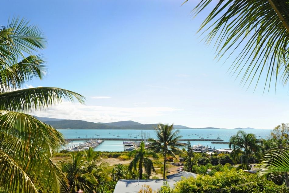 12 Airlie Crescent, AIRLIE BEACH QLD 4802