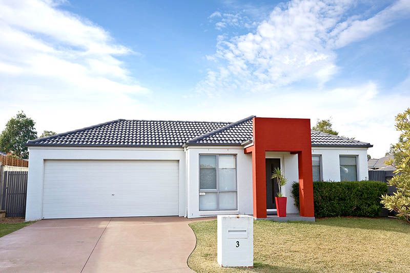 3 Hude Place, STANHOPE GARDENS NSW 2768