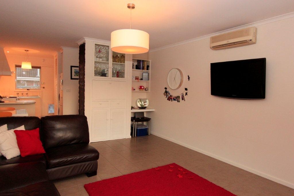 2/139 Barrabool Road, HIGHTON, VIC 3216