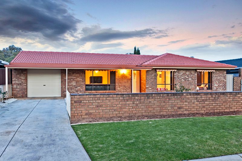 12 Coolen Crescent, BURTON SA 5110