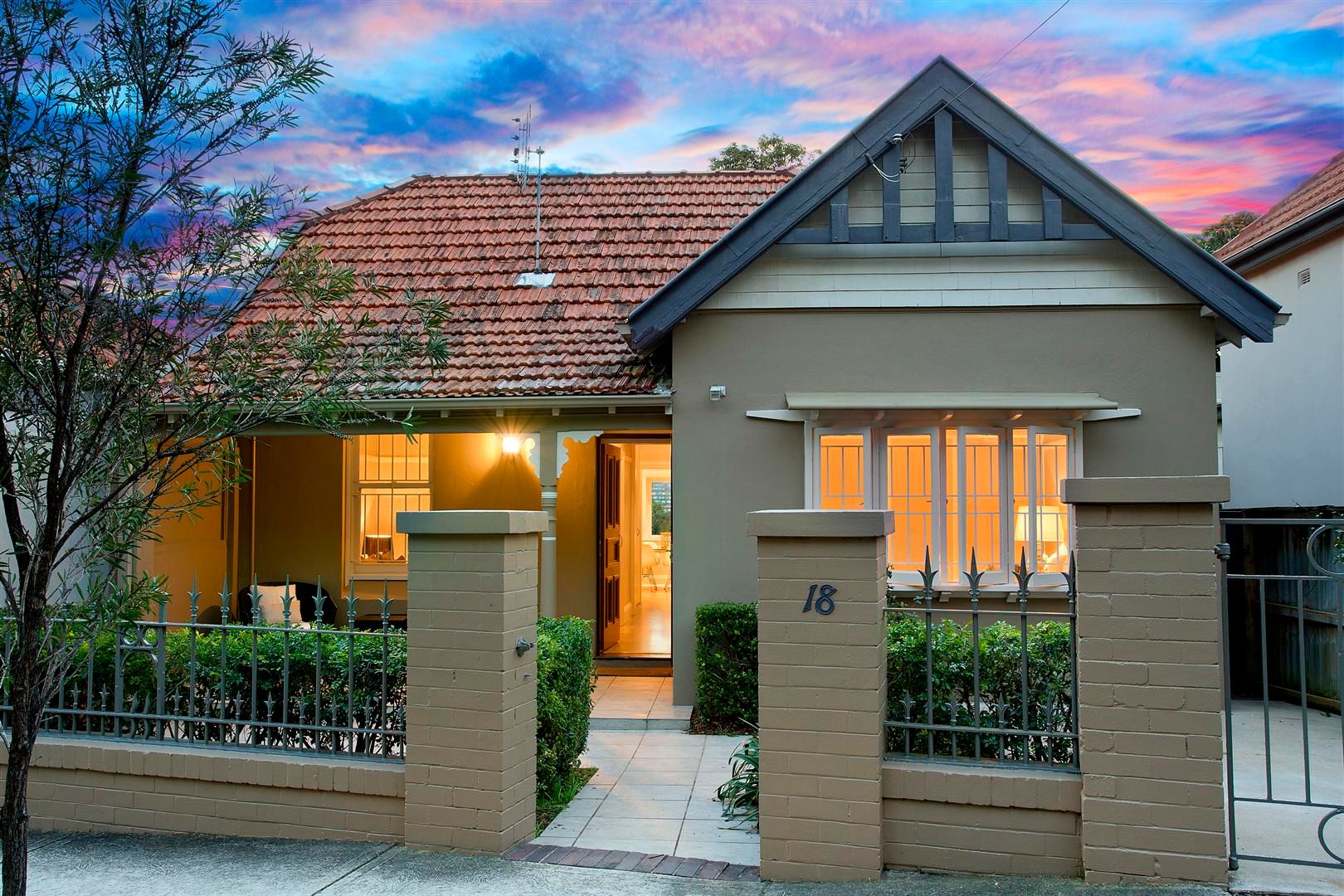 18 Raymond Road, NEUTRAL BAY NSW 2089