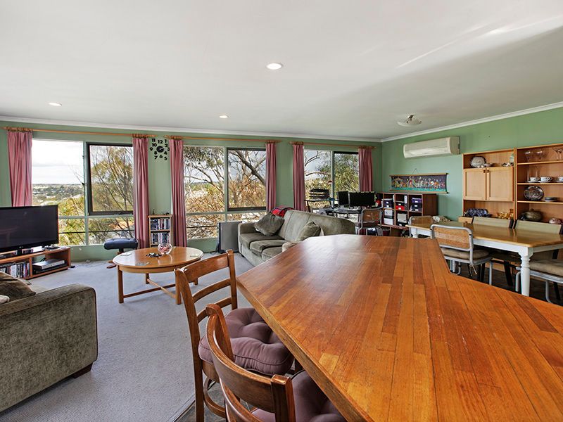 29 Reigate Road, HIGHTON, VIC 3216