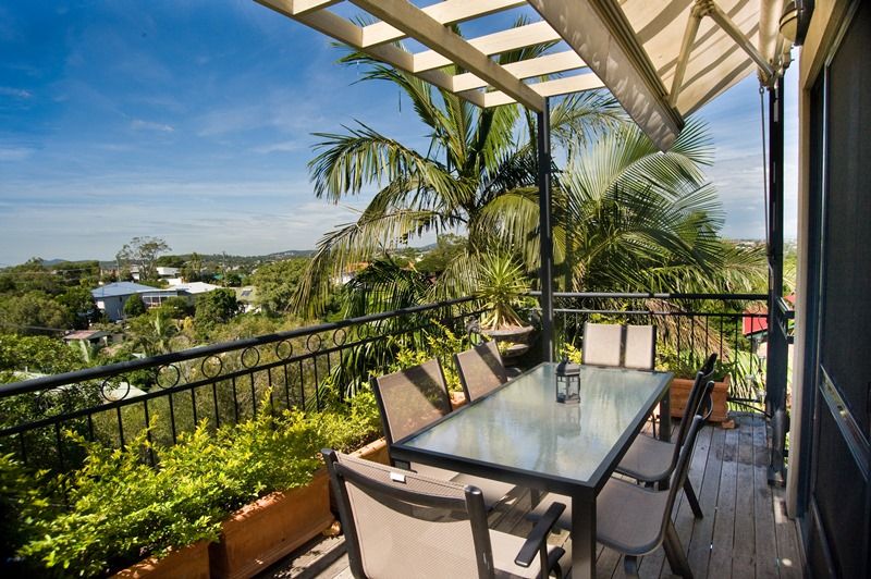 26 Byrne Parade, BALMORAL, QLD 4171
