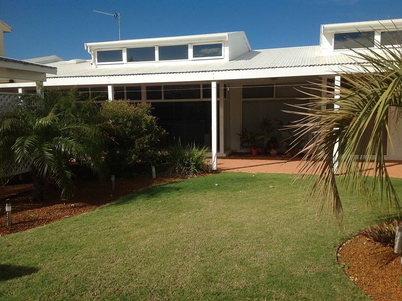 1 Lawson Place, TARCOOLA BEACH, WA 6530