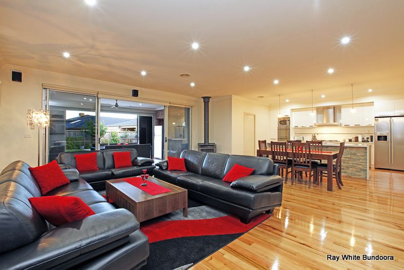 17 Keane Crescent, LALOR, VIC 3075