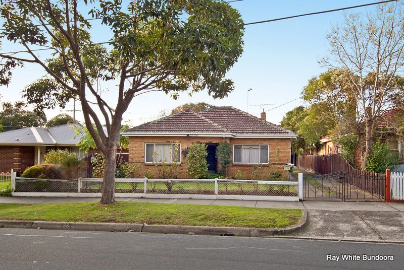 38 Locksley Avenue, RESERVOIR, VIC 3073