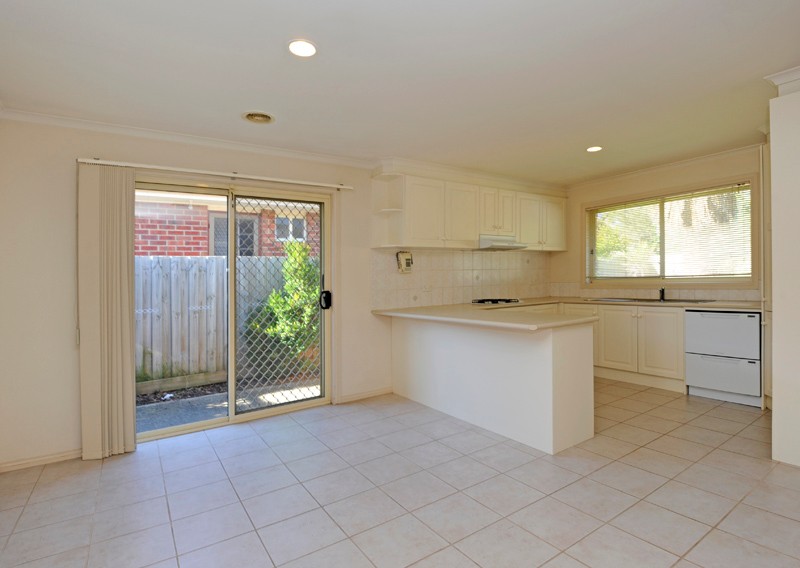 63 Josef Avenue, BUNDOORA, VIC 3083