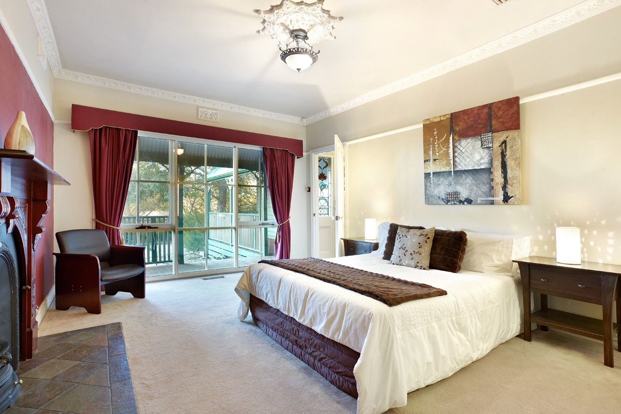 8 Churchill Avenue, CHADSTONE, VIC 3148