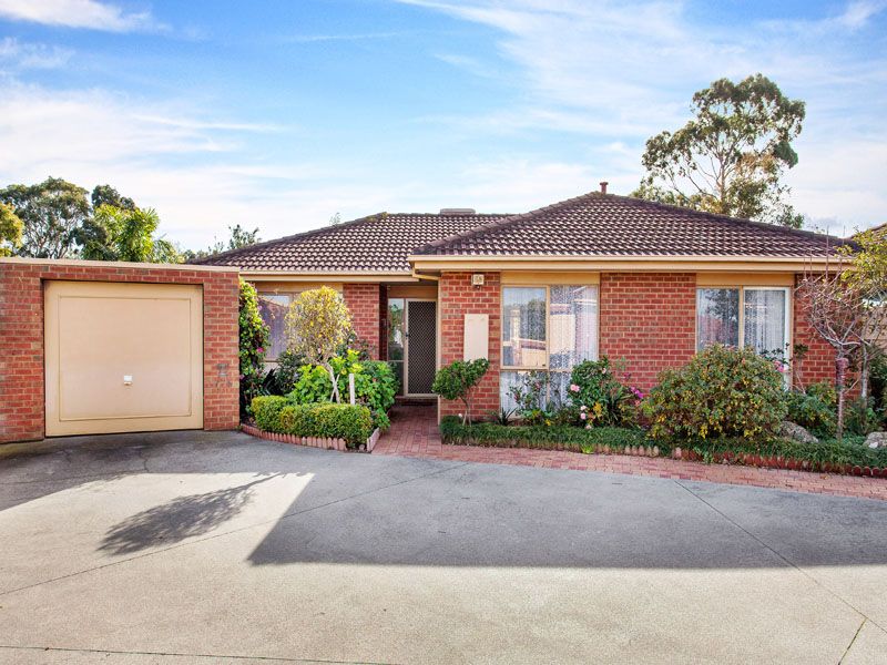 10 Shoal Court, DINGLEY VILLAGE, VIC 3172