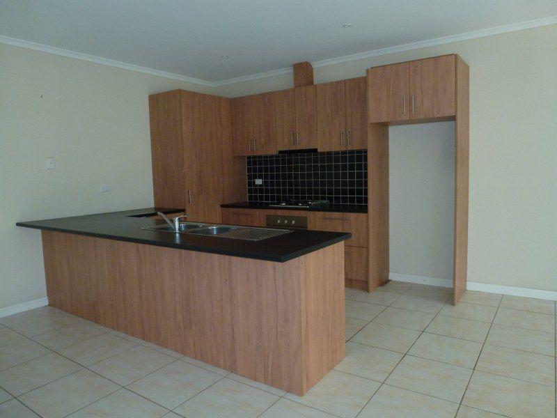 5 St Cloud Green, CRAIGIEBURN, VIC 3064