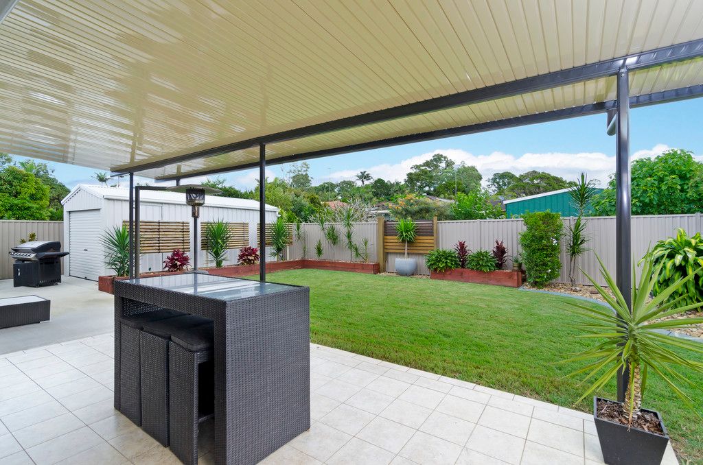 197 Mallawa Drive, PALM BEACH QLD 4221
