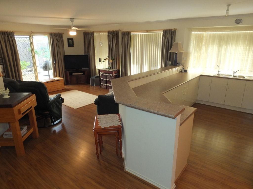11 Waring Street, KADINA, SA 5554