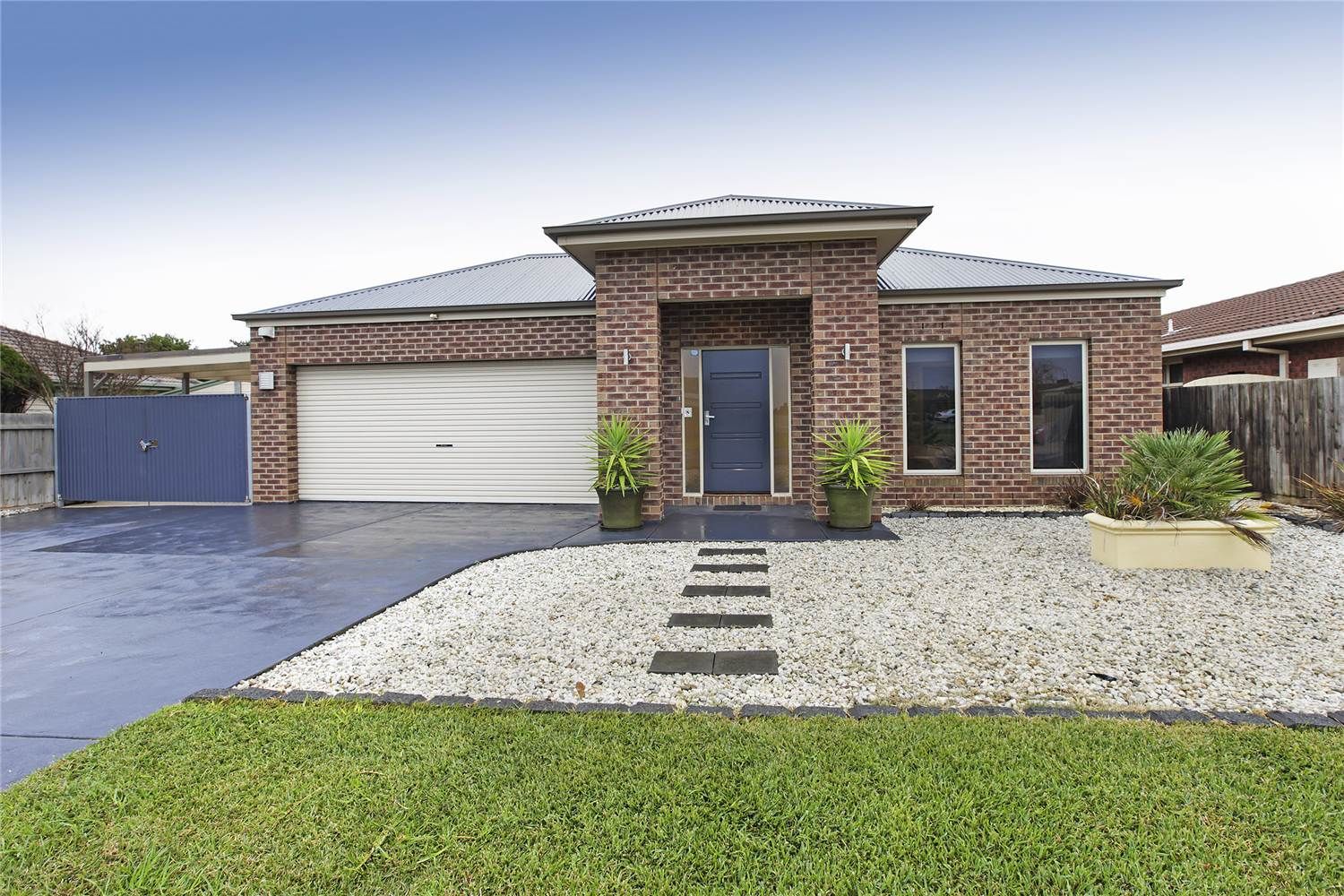 19 Canterbury Road East, LARA VIC 3212