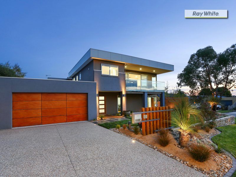 67 Warrain Avenue, ROSEBUD, VIC 3939