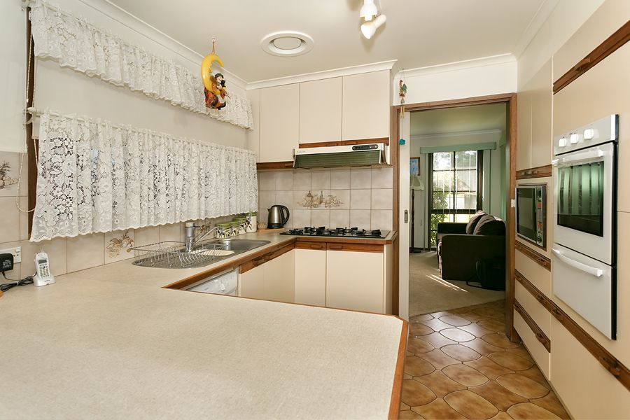 7 Canopus Place, MELTON WEST, VIC 3337