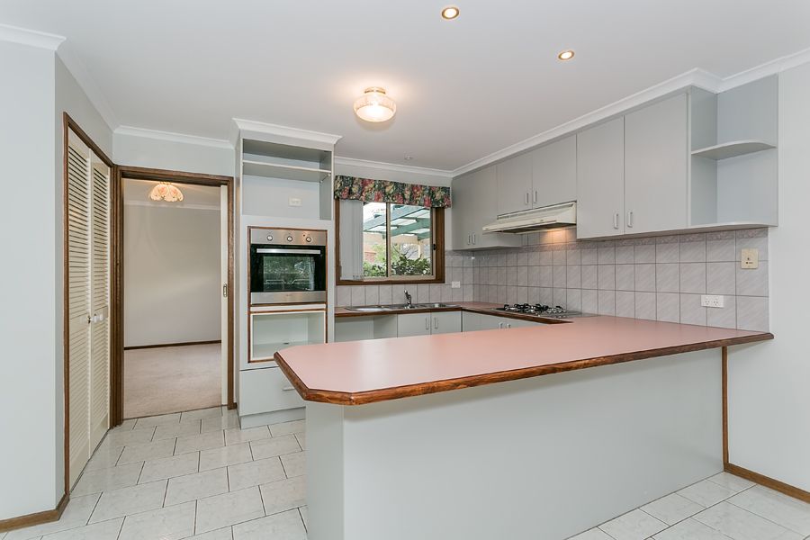 10 Pamela Court, MELTON WEST, VIC 3337