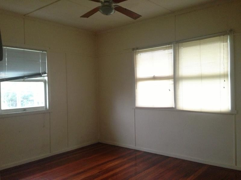 34 Ebert Parade, LAWNTON, QLD 4501