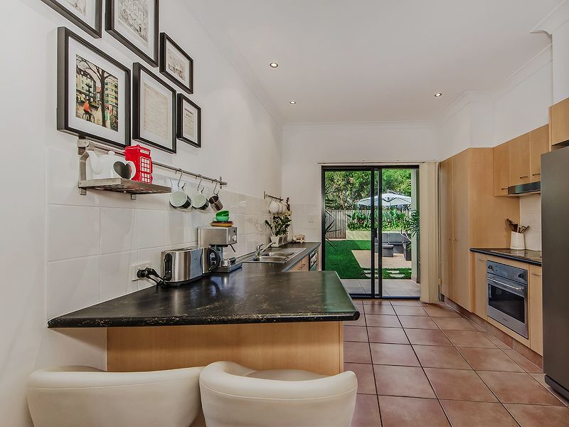 2/14 Mulgrave Crescent, VARSITY LAKES, QLD 4227
