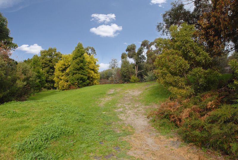13 Sugar Glider Place, LANGWARRIN, VIC 3910