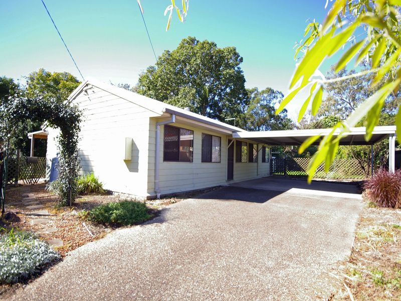 11 Yarrow Court, REDBANK PLAINS QLD 4301