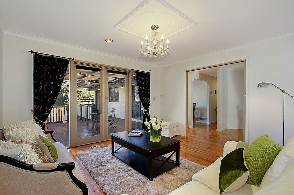 5 BANGOR  Court, HEATHMONT VIC 3135