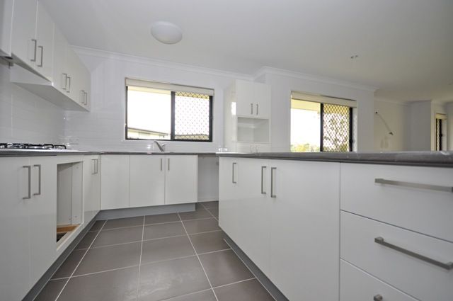 29 Honeyeater Crescent, DAKABIN, QLD 4503