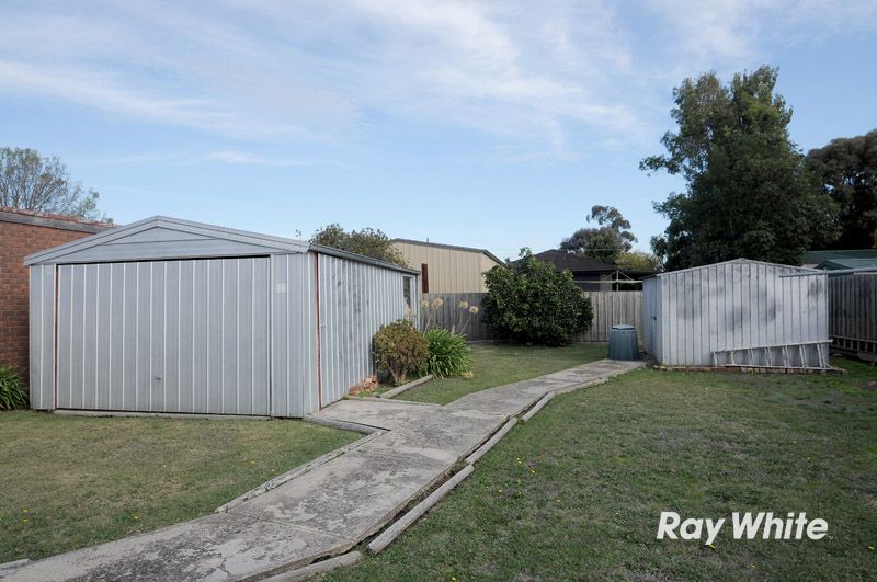 2 Valma Avenue, CRANBOURNE, VIC 3977