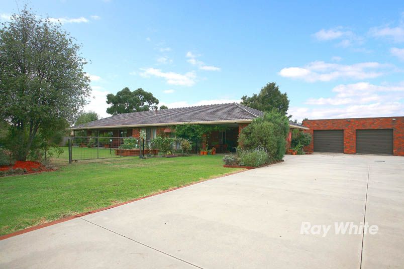 94 Evans Road, CRANBOURNE WEST, VIC 3977