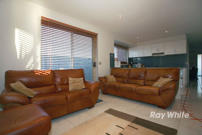1/49 Normanby Street, CRANBOURNE, VIC 3977