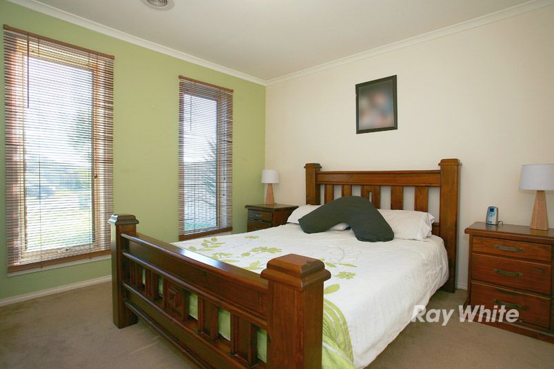 47 Majestic Boulevard, CRANBOURNE, VIC 3977