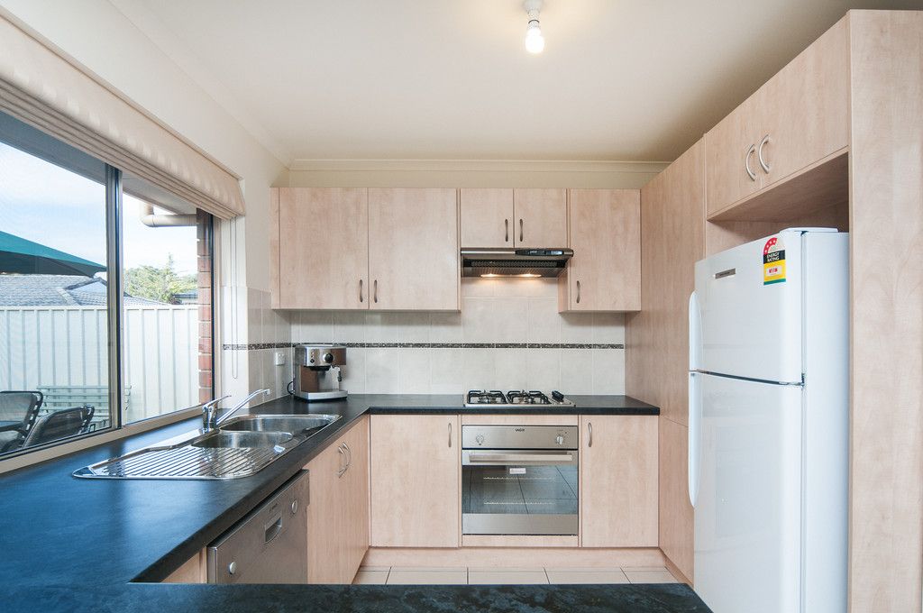 18 Vienna Avenue, ABERFOYLE PARK, SA 5159