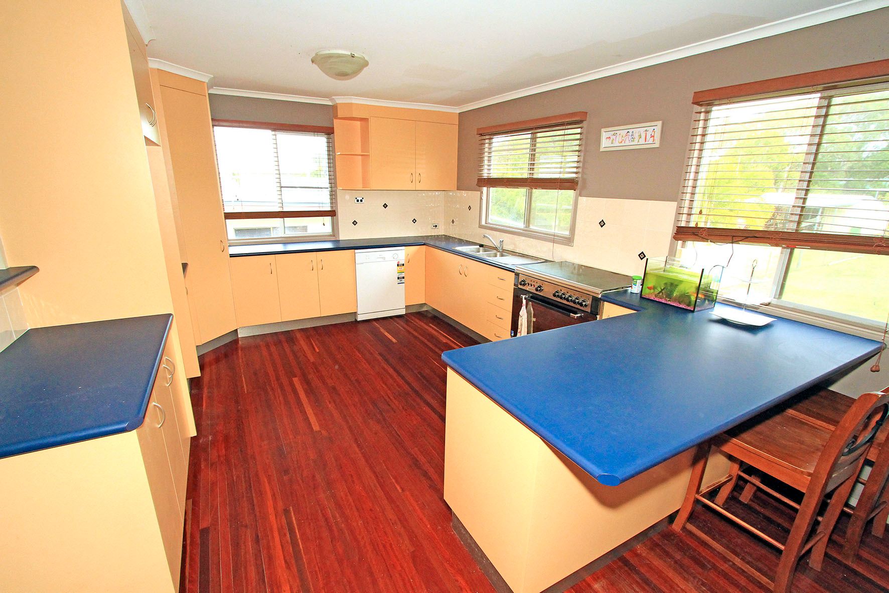18 School Street, YEPPOON, QLD 4703