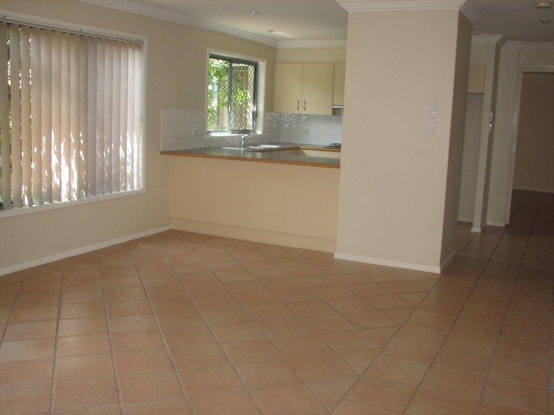 11 Beachside Way, YAMBA, NSW 2464