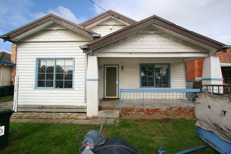 15 Cuthbert Road, RESERVOIR VIC 3073