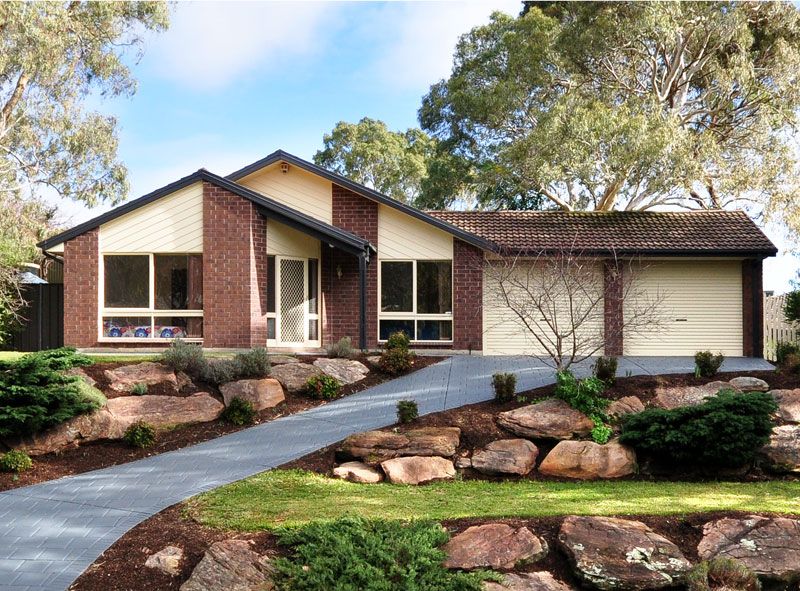 4 Woodland Grove, ABERFOYLE PARK SA 5159