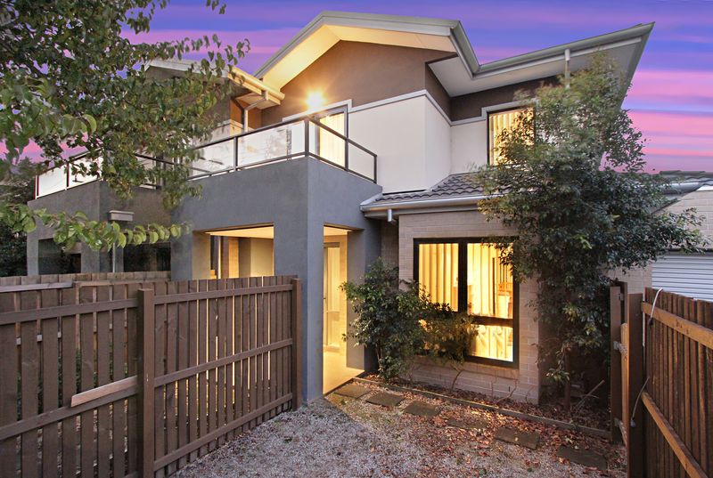 9-11 Inverness Street, CLARINDA VIC 3169