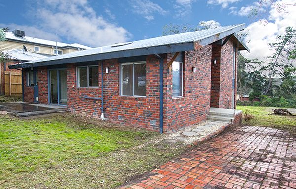 9 Doon Court, BRIAR HILL, VIC 3088