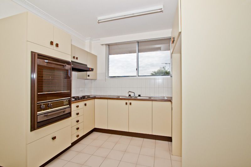 5/13 Crown Street, HOLLAND PARK WEST, QLD 4121