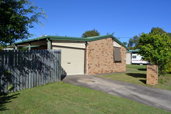 8 Lincolnfield Street, TORQUAY, QLD 4655